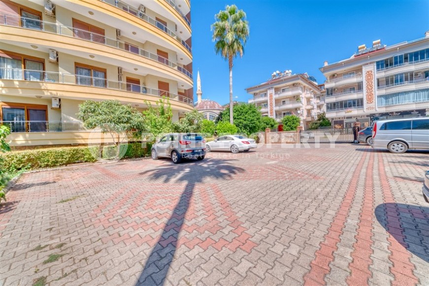 Spacious, modern 4+1 apartment, on an area of 200 m2, on the 4th floor, in the center of Alanya-id-6295-photo-26