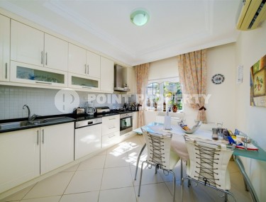 Уютная двухуровневая квартира 3+1, в живописной местности, в элитном районе Аланьи - Хасбахче-id-6296-фото-5