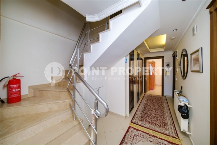 Cozy two-level apartment 3+1, in a picturesque area, in the elite area of Alanya - Hasbahce-id-6296-photo-9