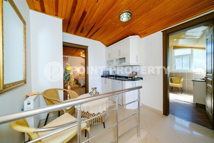 Уютная двухуровневая квартира 3+1, в живописной местности, в элитном районе Аланьи - Хасбахче-id-6296-фото-10