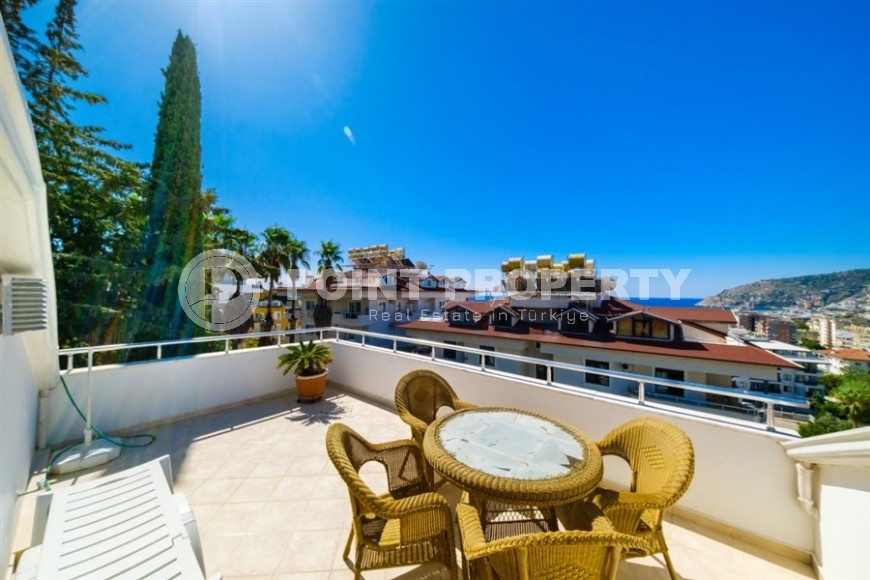 Cozy two-level apartment 3+1, in a picturesque area, in the elite area of Alanya - Hasbahce-id-6296-photo-17