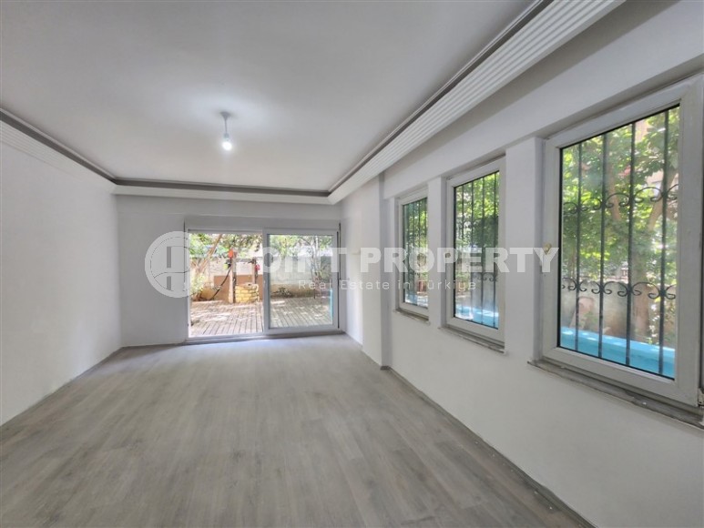 Недорогая квартира с чистовой отделкой, на 1-м этаже в доме 1995 года постройки, в центре Аланьи-id-6306-фото-3