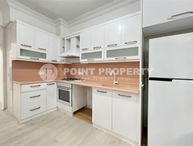 Недорогая квартира с чистовой отделкой, на 1-м этаже в доме 1995 года постройки, в центре Аланьи-id-6306-фото-5