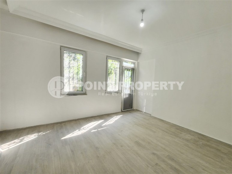 Недорогая квартира с чистовой отделкой, на 1-м этаже в доме 1995 года постройки, в центре Аланьи-id-6306-фото-6