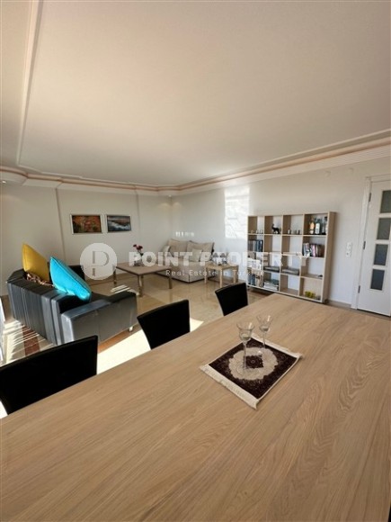 Панорамная квартира с роскошным видом на Торосские горы, на 4-м этаже в симпатичном, ухоженном жилом комплексе, построенном в 2007 году-id-6308-фото-2