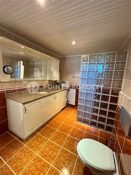 Панорамная квартира с роскошным видом на Торосские горы, на 4-м этаже в симпатичном, ухоженном жилом комплексе, построенном в 2007 году-id-6308-фото-10