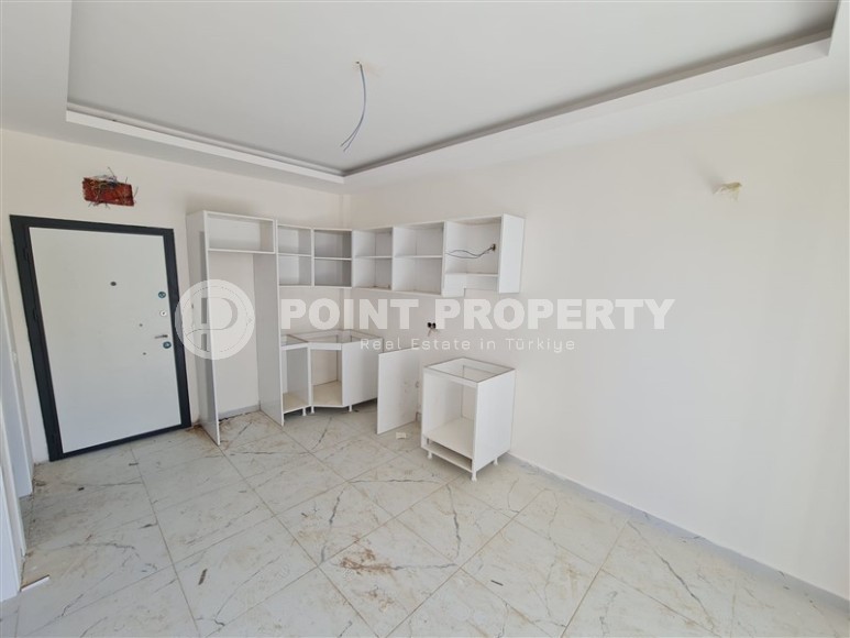 Компактная квартира с чистовой отделкой, на 1-м этаже, в километре от пляжа и набережной-id-6310-фото-2