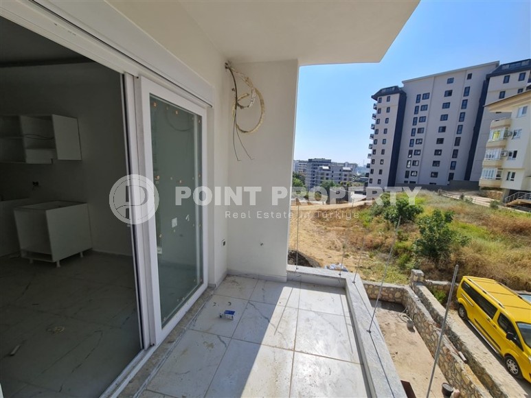 Компактная квартира с чистовой отделкой, на 1-м этаже, в километре от пляжа и набережной-id-6310-фото-5