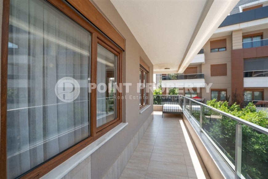 Светлая, уютная квартира 2+1, на площади 125 м2, в центре популярного района Аланьи - Нижняя Оба-id-6318-фото-12