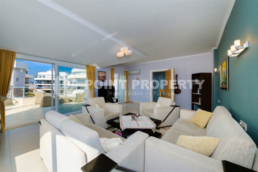 Панорамная двухуровневая квартира 3+2 на 10-м этаже с мансардой, в километре от пляжа-id-6319-фото-2