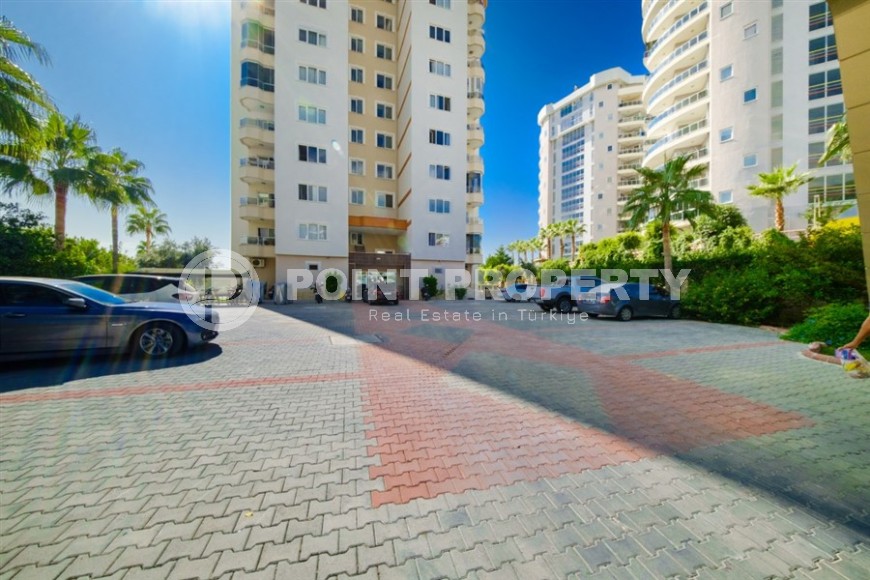 Панорамная двухуровневая квартира 3+2 на 10-м этаже с мансардой, в километре от пляжа-id-6319-фото-25