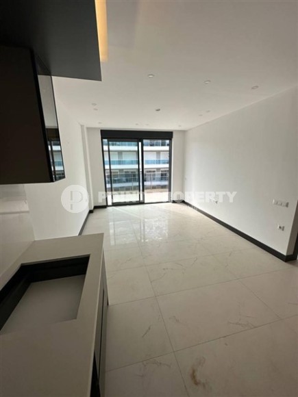 Small apartment on the 3rd floor in a residential complex at the final stage of construction, 800 meters from the sea-id-6320-photo-5