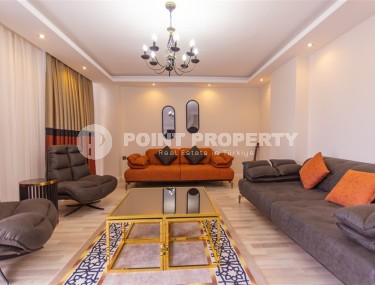 Spacious, comfortable apartment 3+1, with a total area of 130 m2, on the 4th floor, in the center of Mahmutlar district-id-6326-photo-1