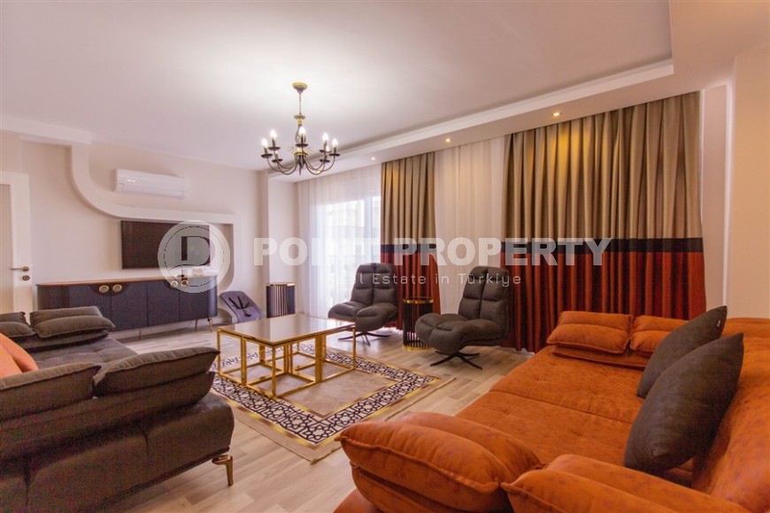 Spacious, comfortable apartment 3+1, with a total area of 130 m2, on the 4th floor, in the center of Mahmutlar district-id-6326-photo-3