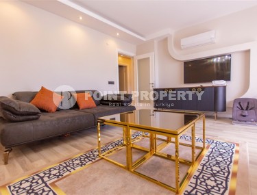 Spacious, comfortable apartment 3+1, with a total area of 130 m2, on the 4th floor, in the center of Mahmutlar district-id-6326-photo-4