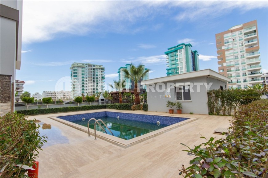 Spacious, comfortable apartment 3+1, with a total area of 130 m2, on the 4th floor, in the center of Mahmutlar district-id-6326-photo-20