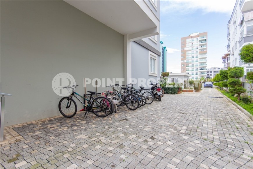 Spacious, comfortable apartment 3+1, with a total area of 130 m2, on the 4th floor, in the center of Mahmutlar district-id-6326-photo-23