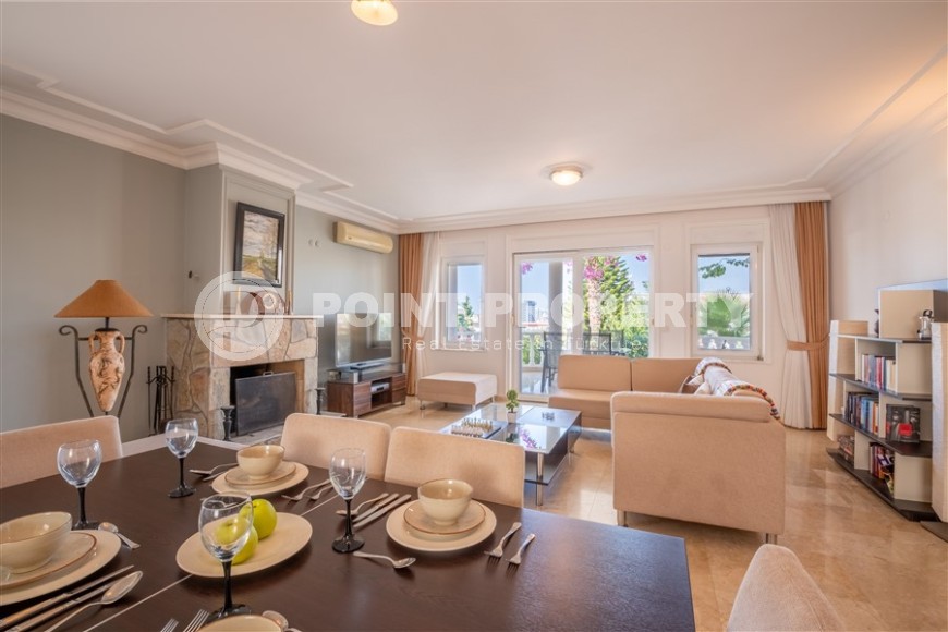 Spacious one-story villa 2+1, on an area of 185 m2, in the modern area of Alanya - Mahmutlar-id-6328-photo-7