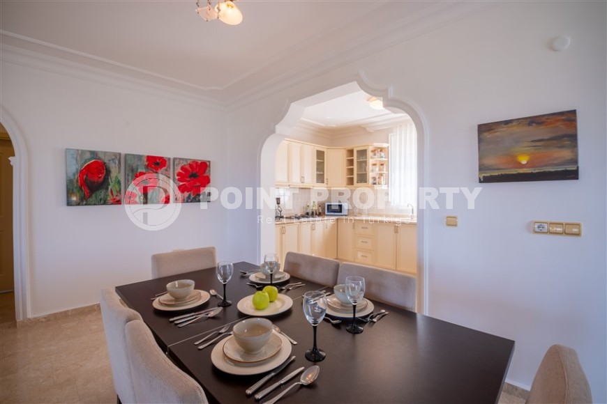 Spacious one-story villa 2+1, on an area of 185 m2, in the modern area of Alanya - Mahmutlar-id-6328-photo-8