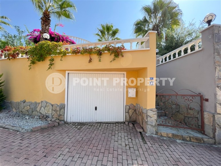 Spacious one-story villa 2+1, on an area of 185 m2, in the modern area of Alanya - Mahmutlar-id-6328-photo-15