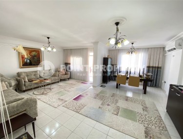 Большая квартира 3+1, общей площадью 170 м2, на 3-м этаже, в доме 2004 года постройки-id-6333-фото-4