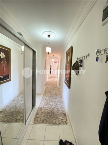 Large apartment 3+1, with a total area of 170 m2, on the 3rd floor, in a building built in 2004-id-6333-photo-10