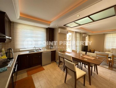 Bright, cozy apartment with two bedrooms, 100 meters from the sea, in the center of the modern area of Alanya - Mahmutlar-id-6334-photo-4