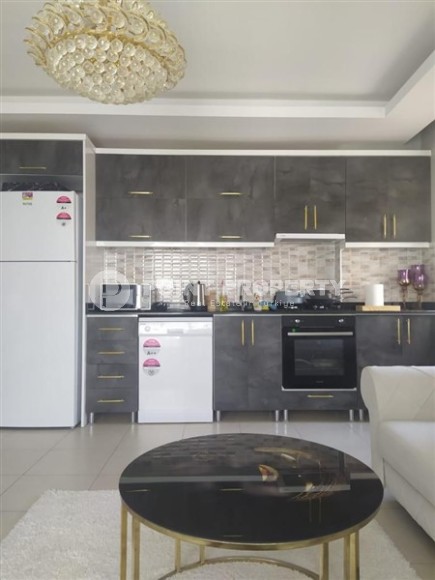 Spacious one bedroom apartment, on an area of 70 m2, within walking distance from the center of Mahmutlar-id-6336-photo-5