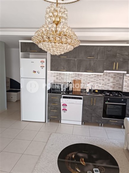 Spacious one bedroom apartment, on an area of 70 m2, within walking distance from the center of Mahmutlar-id-6336-photo-6