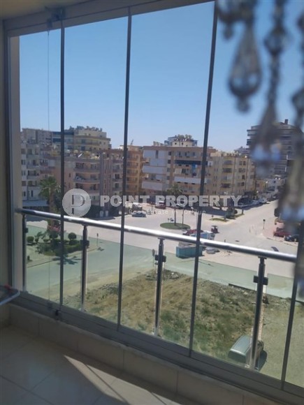 Spacious one bedroom apartment, on an area of 70 m2, within walking distance from the center of Mahmutlar-id-6336-photo-9