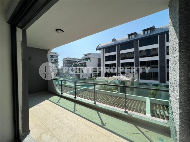 Квартира в стильном жилом комплексе на завершающем этапе строительства, в 900 метрах от моря-id-6338-фото-9