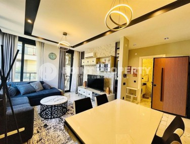 Стильная квартира, с мебелью и бытовой техникой, в 300 метрах от моря, в самом центре Аланьи-id-6342-фото-1