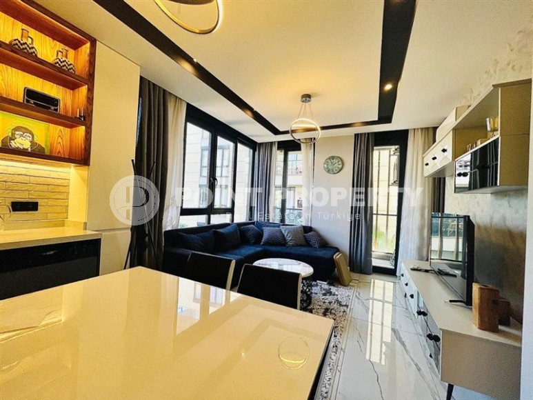 Стильная квартира, с мебелью и бытовой техникой, в 300 метрах от моря, в самом центре Аланьи-id-6342-фото-3