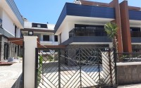 New three-storey villa with fine finishing, 300 meters from the sea, in a quiet area of Alanya - Avsallar-id-6345-photo-20