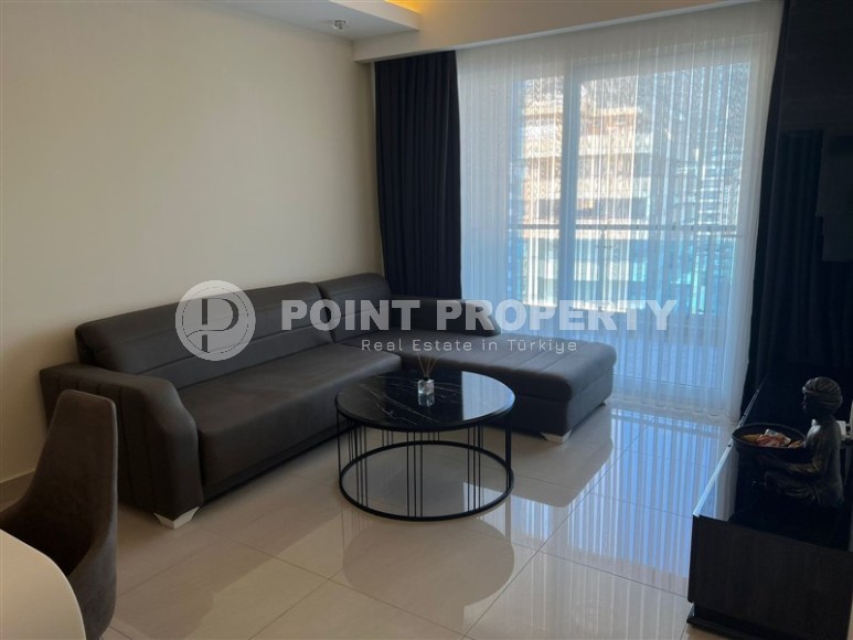 Panoramic apartment with views of the Taurus Mountains, on the 11th floor, in the center of Mahmutlar-id-6350-photo-2