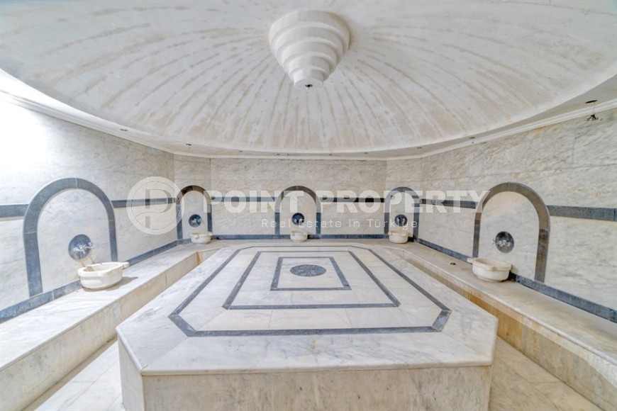 Bright, spacious apartment 2+1, with a total area of 170 m2, in a modern, developed area of Alanya - Mahmutlar-id-6352-photo-15