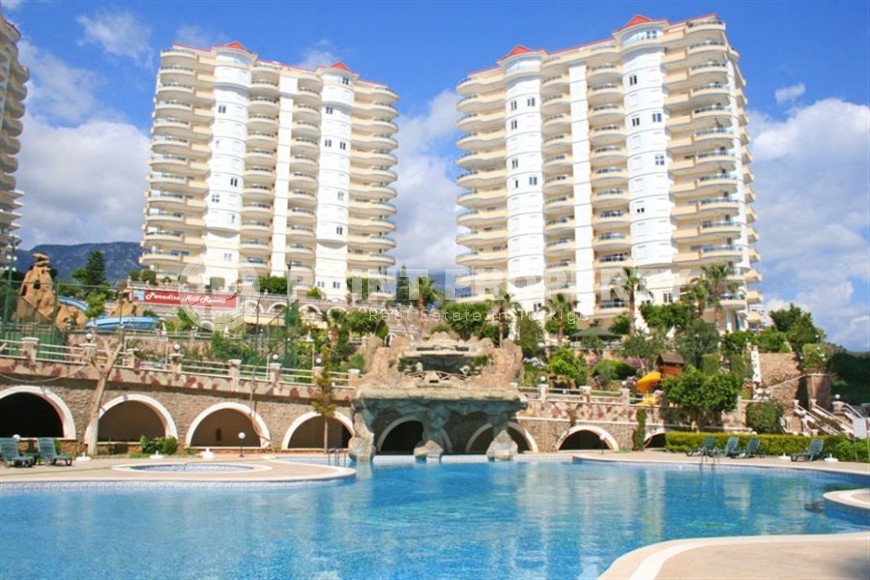 Bright, spacious apartment 2+1, with a total area of 170 m2, in a modern, developed area of Alanya - Mahmutlar-id-6352-photo-20