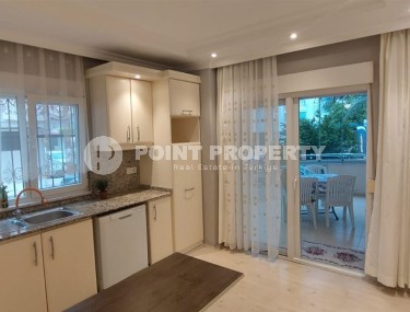 Spacious apartment with furniture and household appliances, on the 1st floor in a building built in 2010-id-6355-photo-4