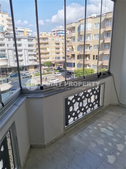 Small comfortable apartment 1+1, on an area of 50 m2, in the center of the modern area of Alanya - Mahmutlar-id-6356-photo-10