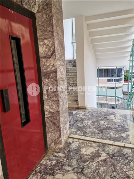 Small comfortable apartment 1+1, on an area of 50 m2, in the center of the modern area of Alanya - Mahmutlar-id-6356-photo-12