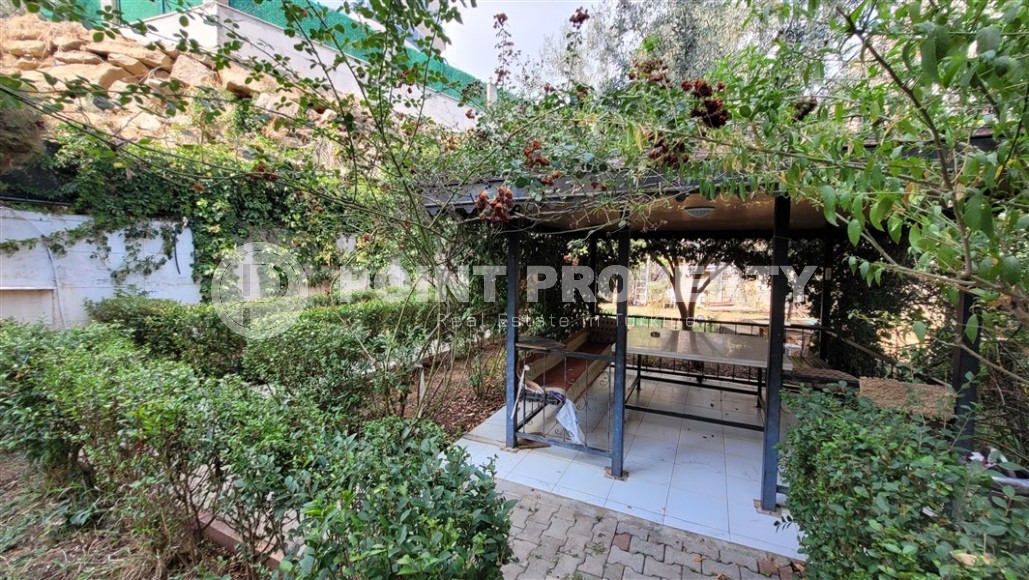 Spacious, comfortable apartment 2+1, on an area of 135 m2, in a modern, developed area of Alanya - Mahmutlar-id-6368-photo-19