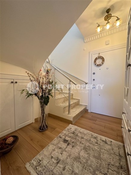 Большая двухуровневая квартира 3+1, на площади 220 м2, с панорамным видом на горы-id-6369-фото-9