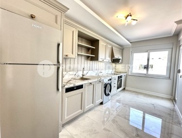 Apartment with high-quality finishing, 350 meters from the sea, in the center of Mahmutlar-id-6378-photo-2