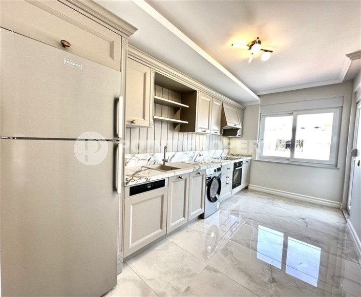 Квартира с высококлассной чистовой отделкой, в 350 метрах от моря, в центре района Махмутлар-id-6378-фото-2