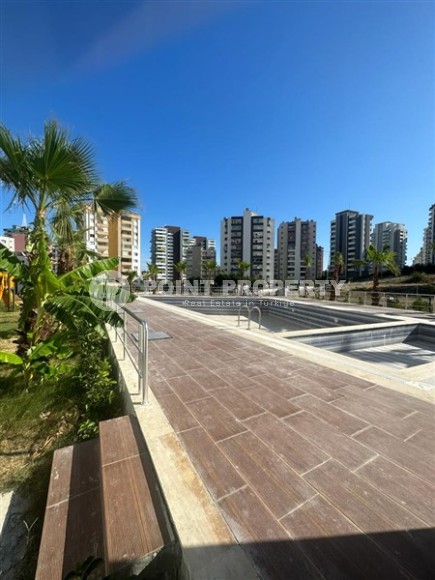 Две новые квартиры на 9-м и 10-м этажах, в двух с половиной километрах от моря, в курортном районе Мерсина - Мезитли-id-6380-фото-13