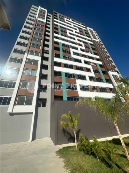 Две новые квартиры на 9-м и 10-м этажах, в двух с половиной километрах от моря, в курортном районе Мерсина - Мезитли-id-6380-фото-15