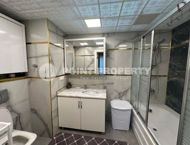 Spacious, comfortable apartment, on an area of 135 m2, in the center of the developed area of Alanya - Mahmutlar-id-6382-photo-5