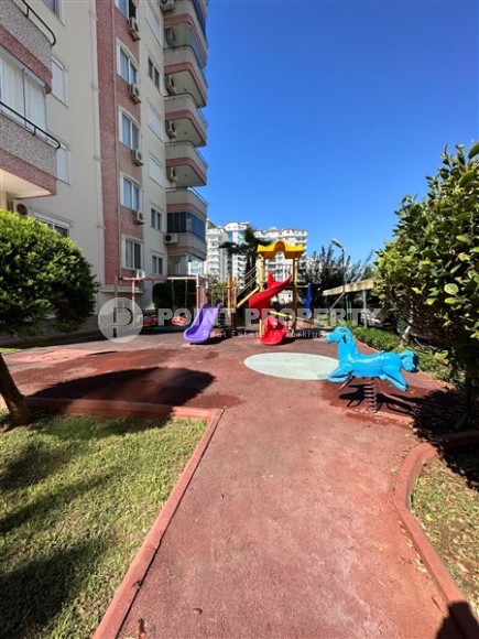 Spacious, comfortable apartment, on an area of 135 m2, in the center of the developed area of Alanya - Mahmutlar-id-6382-photo-15