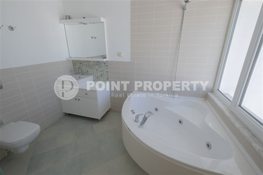 Видовой четырехкомнатный пентхаус, 120м² в уютной резиденции в районе Алании Конаклы-id-1501-фото-18