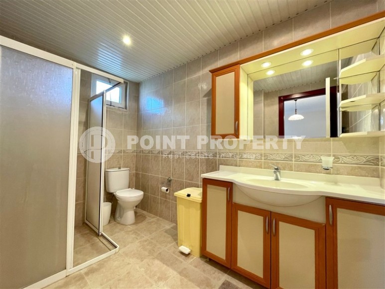 Панорамная квартира с видом на Торосские горы, в центре популярного района Аланьи - Нижняя Оба-id-6386-фото-7